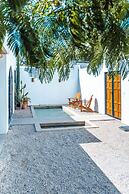 Las Guapas Villa