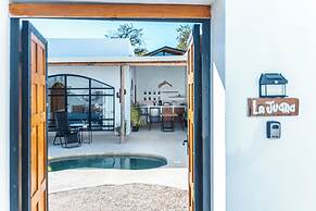Las Guapas Villa