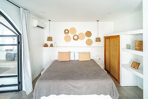 Las Guapas Villa