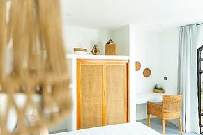 Las Guapas Villa