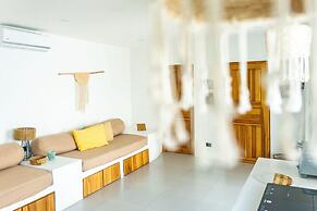 Las Guapas Villa