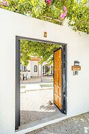 Las Guapas Villa