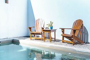 Las Guapas Villa