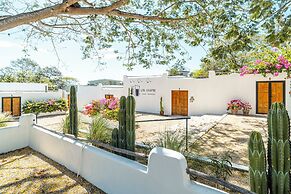 Las Guapas Villa