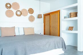 Las Guapas Villa