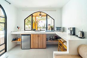 Las Guapas Villa