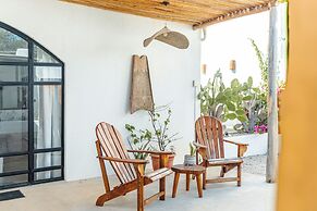 Las Guapas Villa