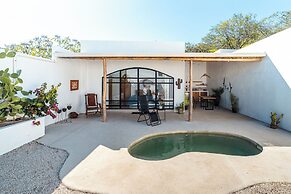 Las Guapas Villa