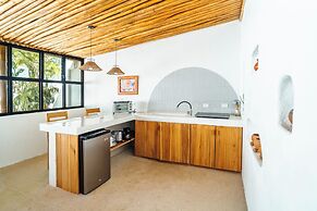 Las Guapas Villa