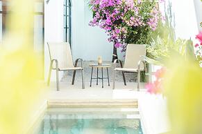 Las Guapas Villa