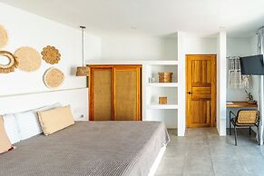 Las Guapas Villa