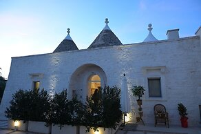 Apulian Charme Trulli & Cottage