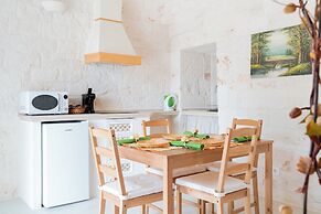 Apulian Charme Trulli & Cottage