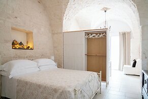 Apulian Charme Trulli & Cottage