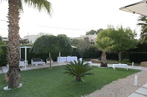 Apulian Charme Trulli & Cottage