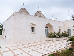 Apulian Charme Trulli & Cottage