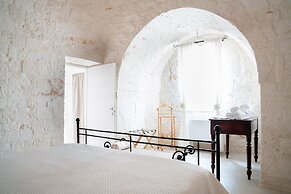 Apulian Charme Trulli & Cottage