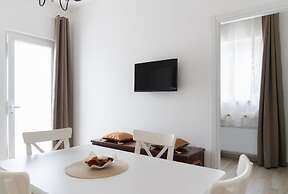 Apulian Charme Trulli & Cottage