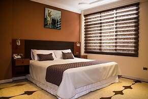 HOTEL PAIRUMANI