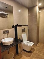 Premium Hotel  X-E-N-I-A Varanasi