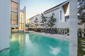 LuxPride Villas Private Pool Tropiclook