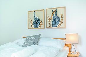 Cozy Central Room for Long Stays