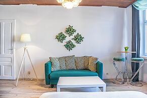 Cozy Central Room for Long Stays