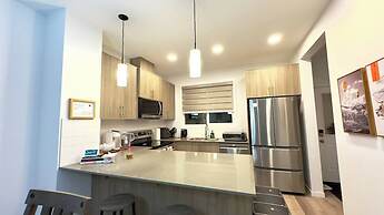 3BR Family House in NE Edmonton