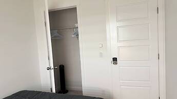 3BR Family House in NE Edmonton