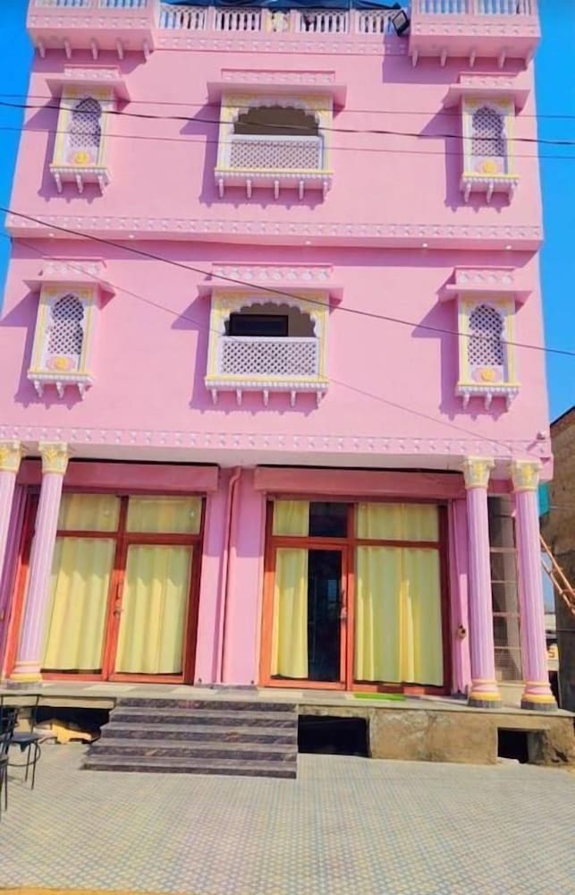 Shree Siddhivinayak Hotel