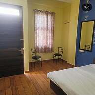 Shree Siddhivinayak Hotel
