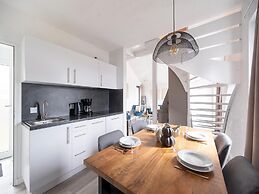 Lavish Hambachtal Holiday Home