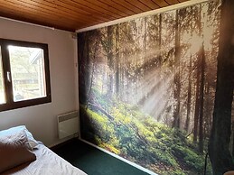 Cozy Chalet for 6 People