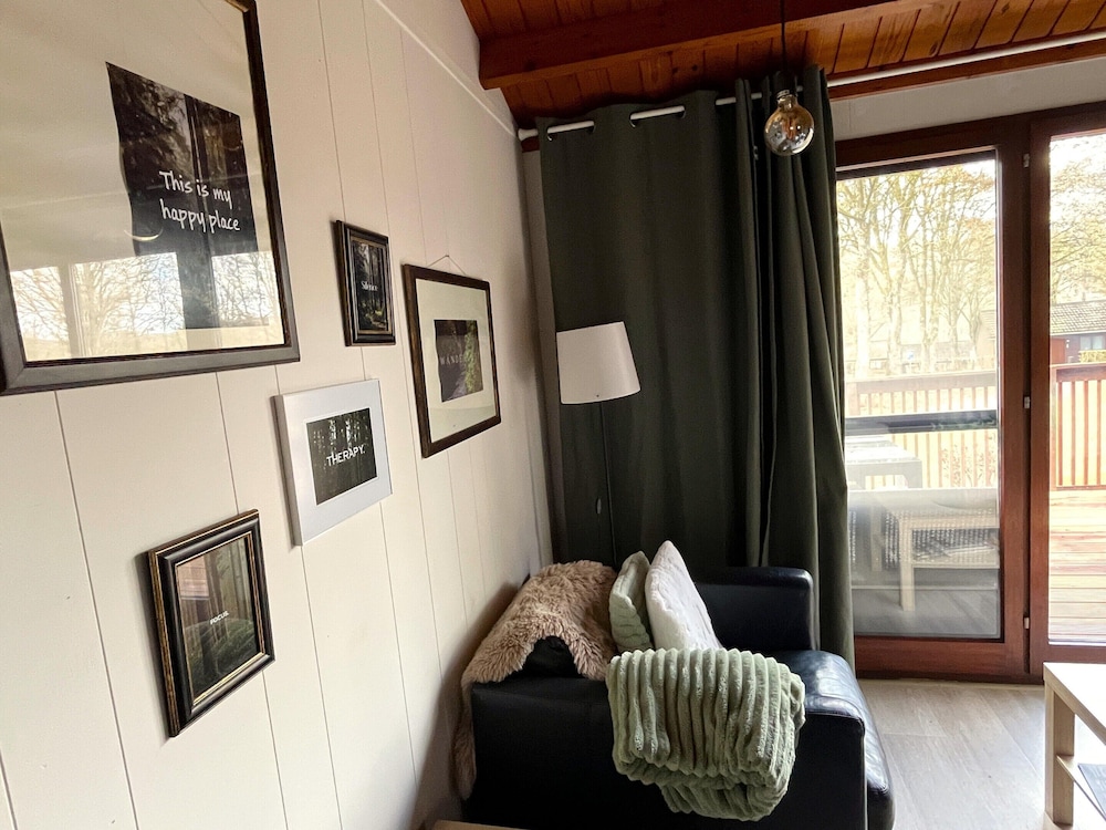 Cozy Chalet for 6 People