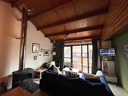Cozy Chalet for 6 People
