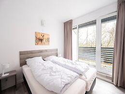 Spacious Holiday Home in Hambachtal Resort