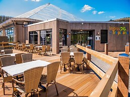 Spacious Holiday Home in Hambachtal Resort