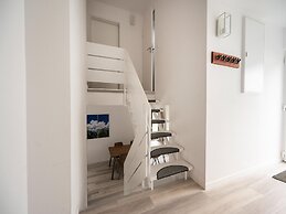 Spacious Holiday Home in Hambachtal Resort