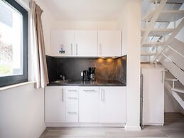 Spacious Holiday Home in Hambachtal Resort