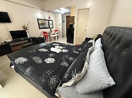 One Palm Tree Villas Across MNL Airport T3