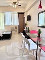 One Palm Tree Villas Across MNL Airport T3