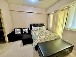One Palm Tree Villas Across MNL Airport T3
