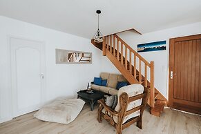 Charming Holiday Home in Porspoder