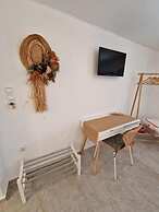 Anamnisi Studio