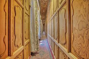 Alexandra Houseboats