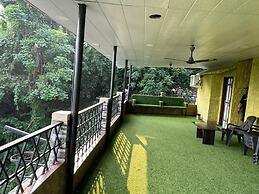 Hotel Om Regency