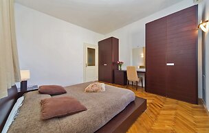 Apartments Old Town Gate