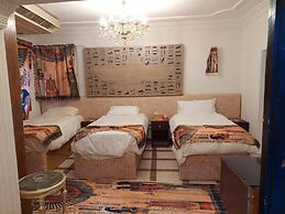Happy Pharonic House INN