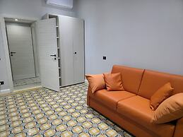 VICTORIA SUITES