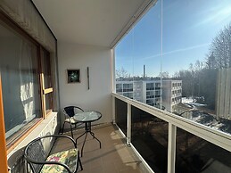 Spacious 2 Bedroom 75 sqm Kannelmäki
